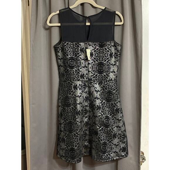 NWT MAURICES WO SIZE Small Black velvet accent design Silver Metallic dress - Picture 10 of 12